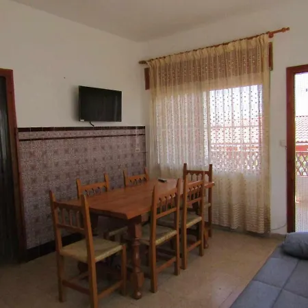 Apartmán A H Casa Rovira Apto 3 *